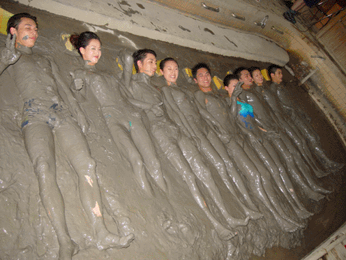 汤湖热矿泥山庄